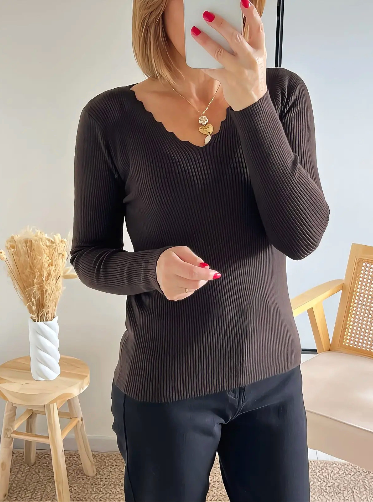 pull marron en maille côtelée Mahé