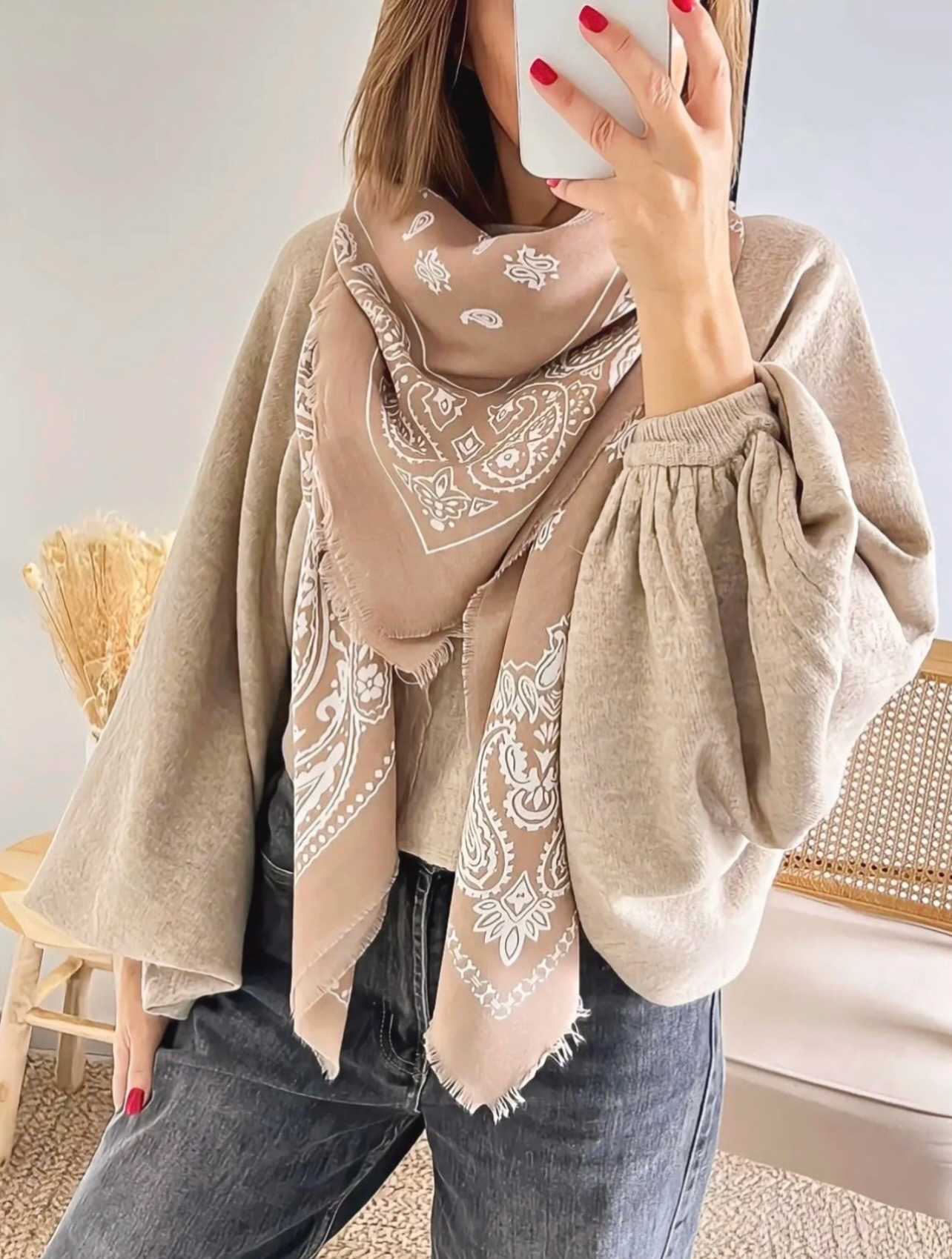 grande-echarpe-bandana-laine-taupe-izia