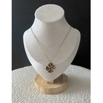 le collier trefle -1