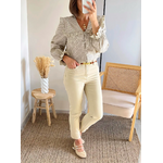 look-avec-blouse-carmel-femme-a-carreaux