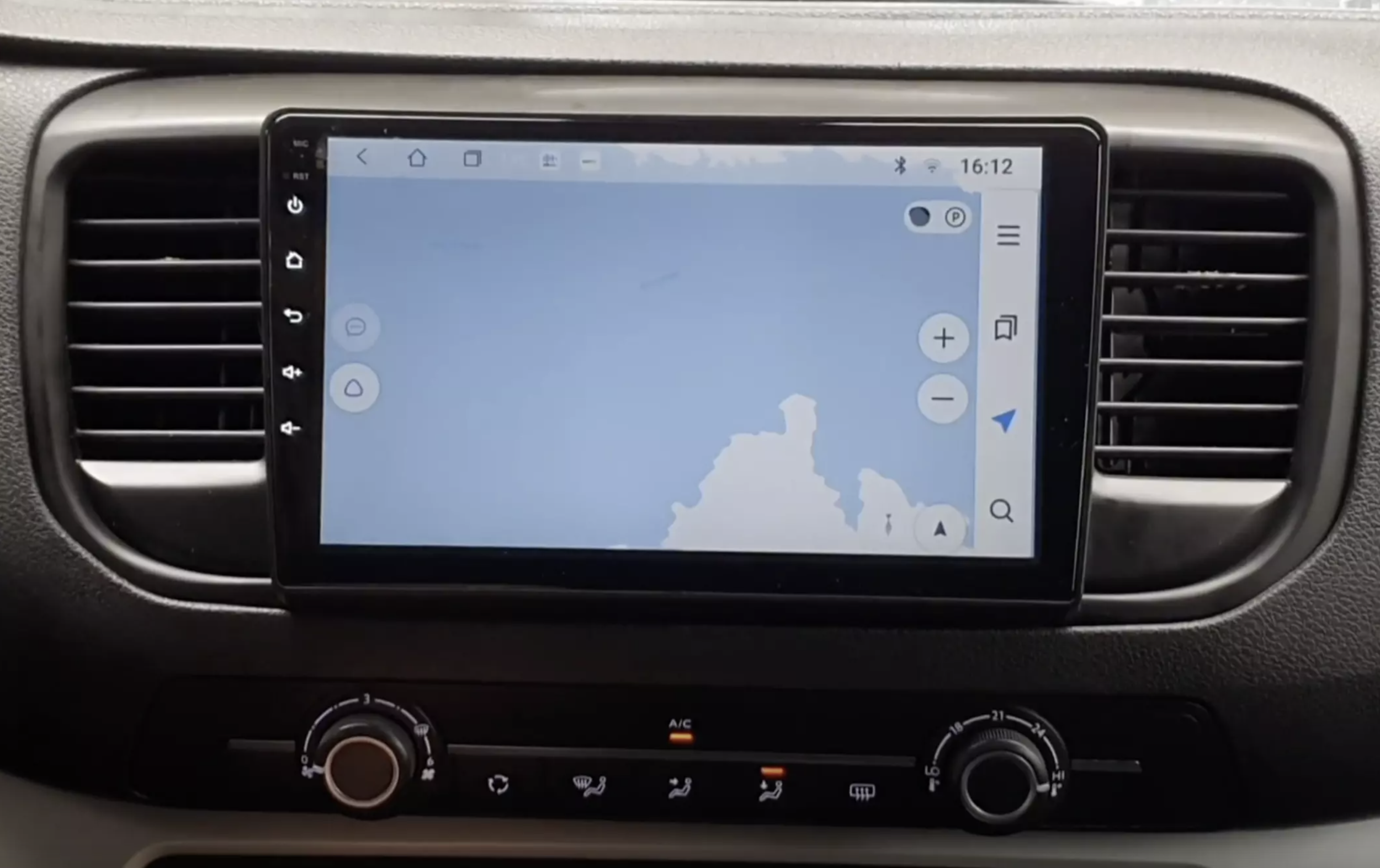 Ecran tactile QLED Android et Apple Carplay sans fil Fiat Scudo depuis 2021