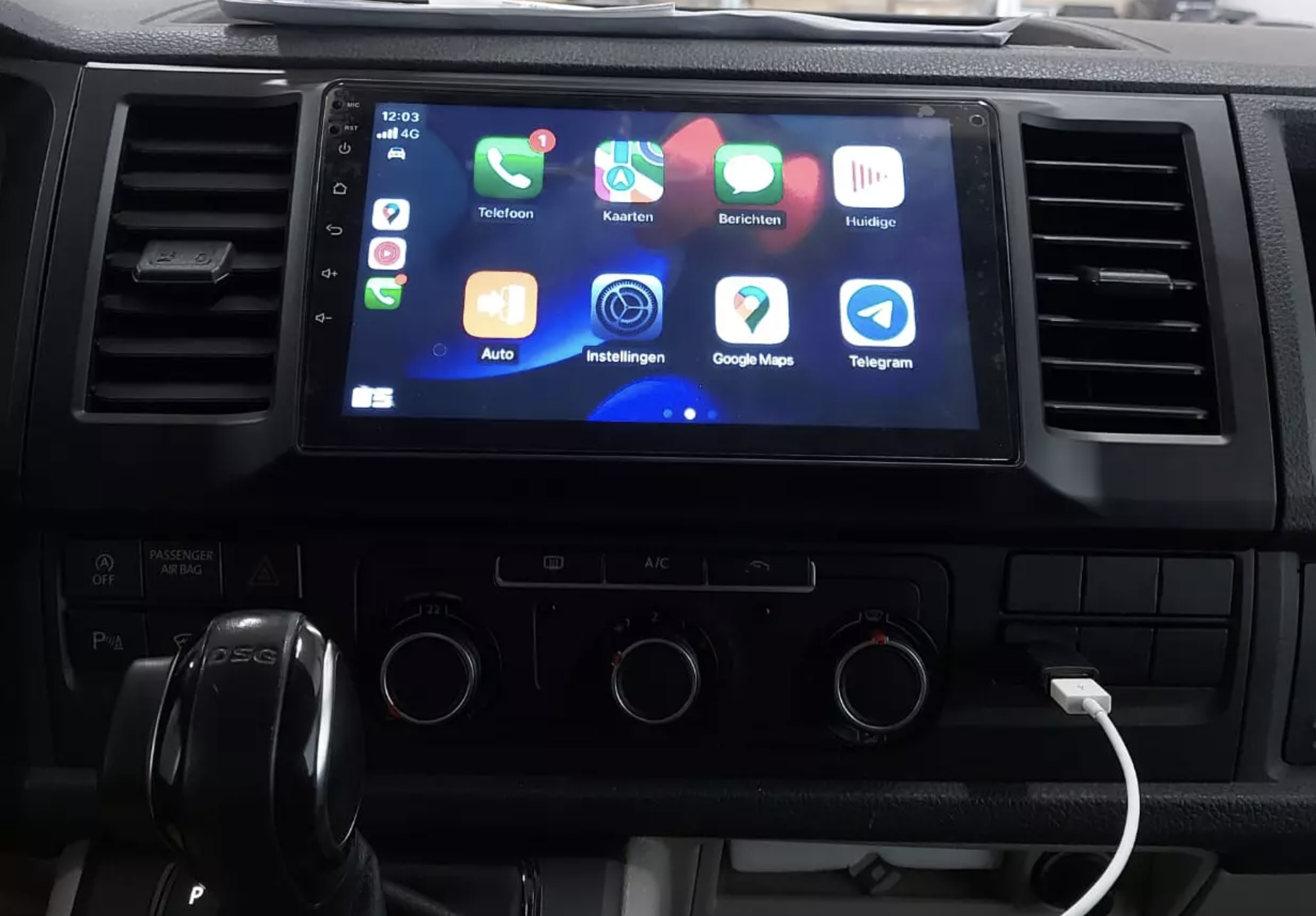 Ecran tactile QLED Android 13.0 + Apple Carplay sans fil Volkswagen Transporter T6 et Multivan de 2015 à 2020