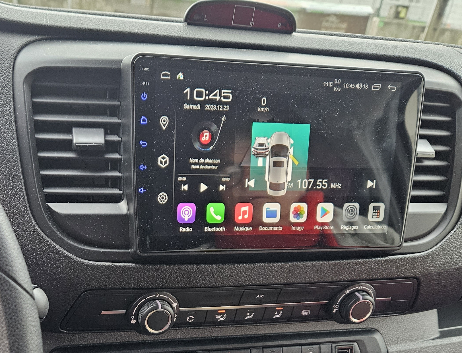 Ecran tactile QLED Android 13.0 + Apple Carplay sans fil Opel Vivaro depuis 2020 et Opel Zafira Life depuis 2019