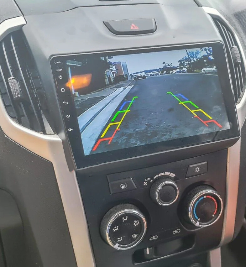 autoradio-qled-multimedia-gps-isuzu-dmax-camera