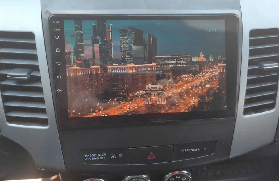 Autoradio CarPlay Android Auto Mitsubishi Outlander 2006-2012 - Écran QLED GPS