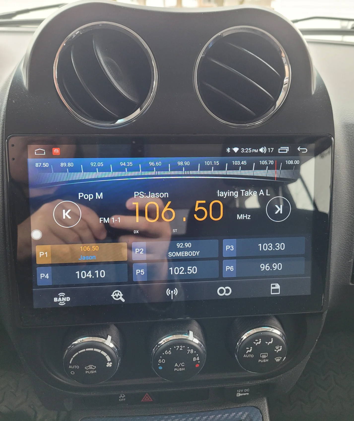 autoradio-multimedia-tactile-gps-jeep-compass