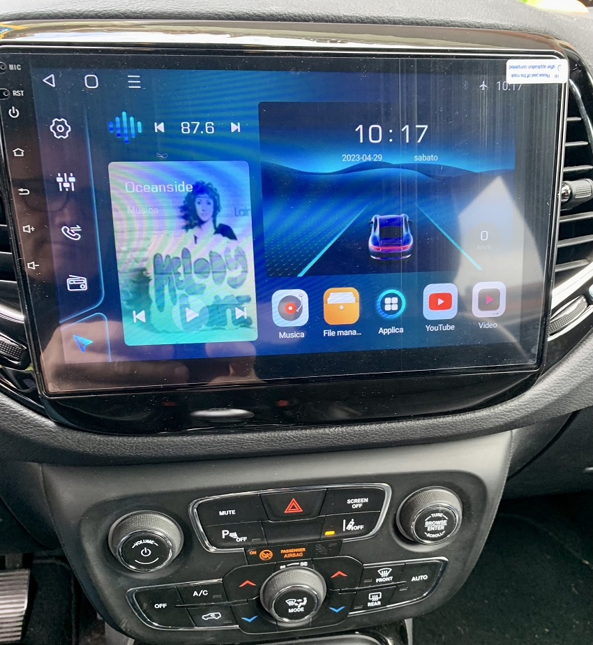 autoradio-ecran-multimedia-gps-jeep-compass
