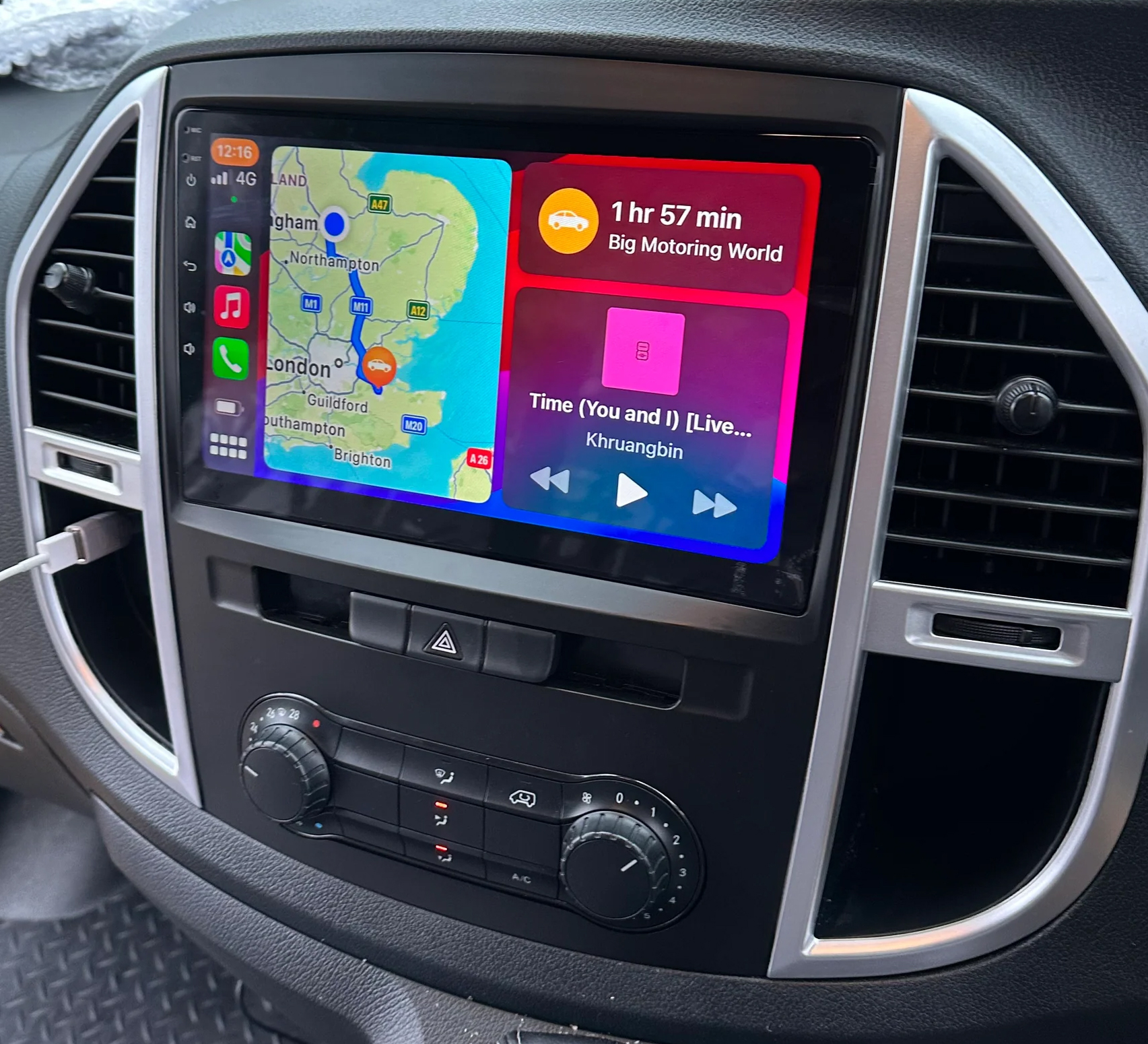 autoradio-multimedia-tactile-gps-mercedes-vito