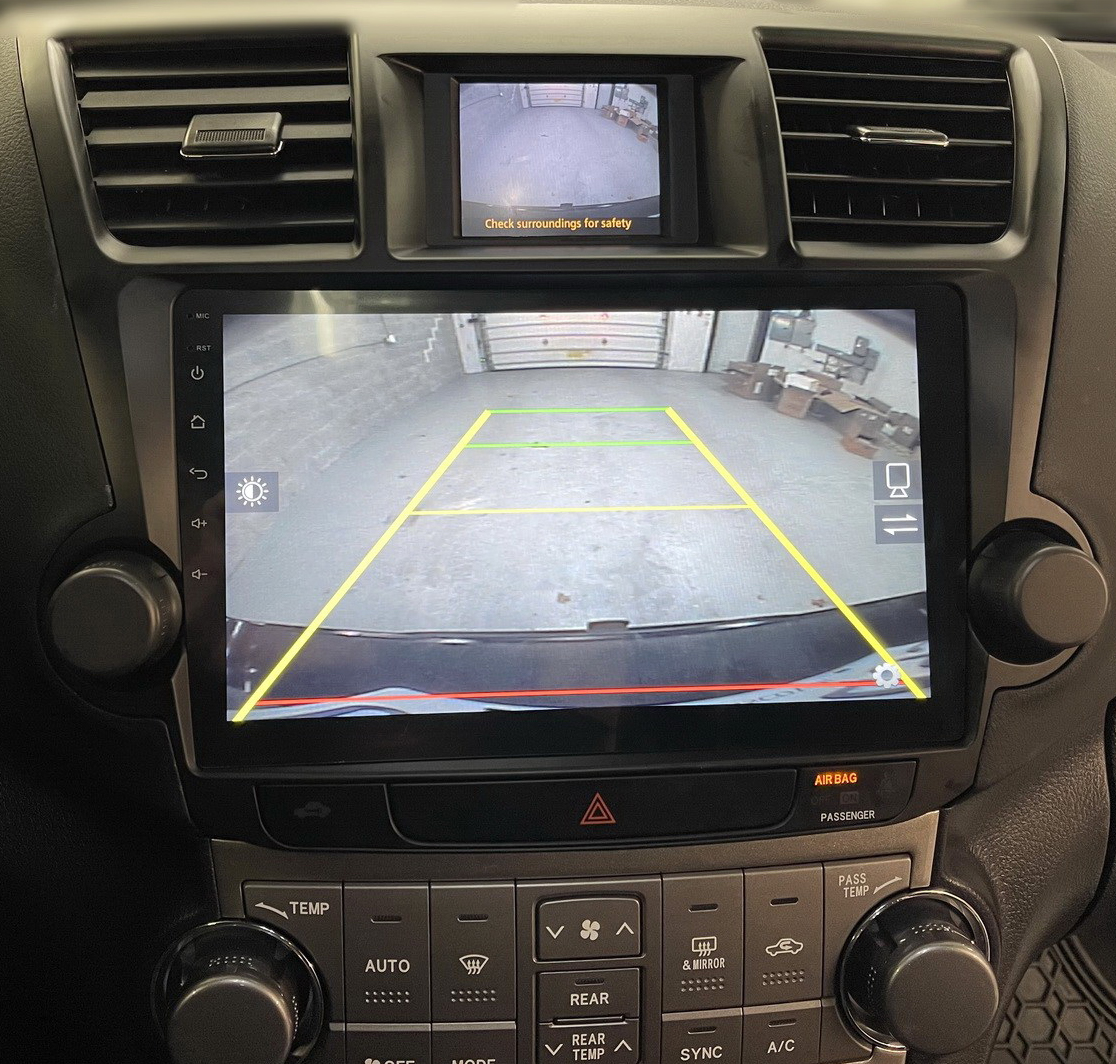 autoradio-ecran-qled-multimedia-gps-toyota-highlander-2008