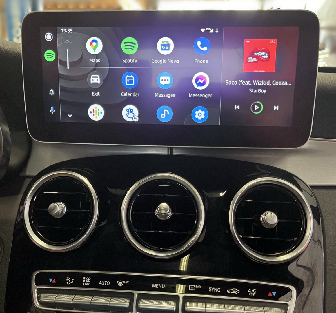 Ecran tactile Android Auto et Apple Carplay Bluetooth Mercedes Classe C et GLC de 2015 à 2019