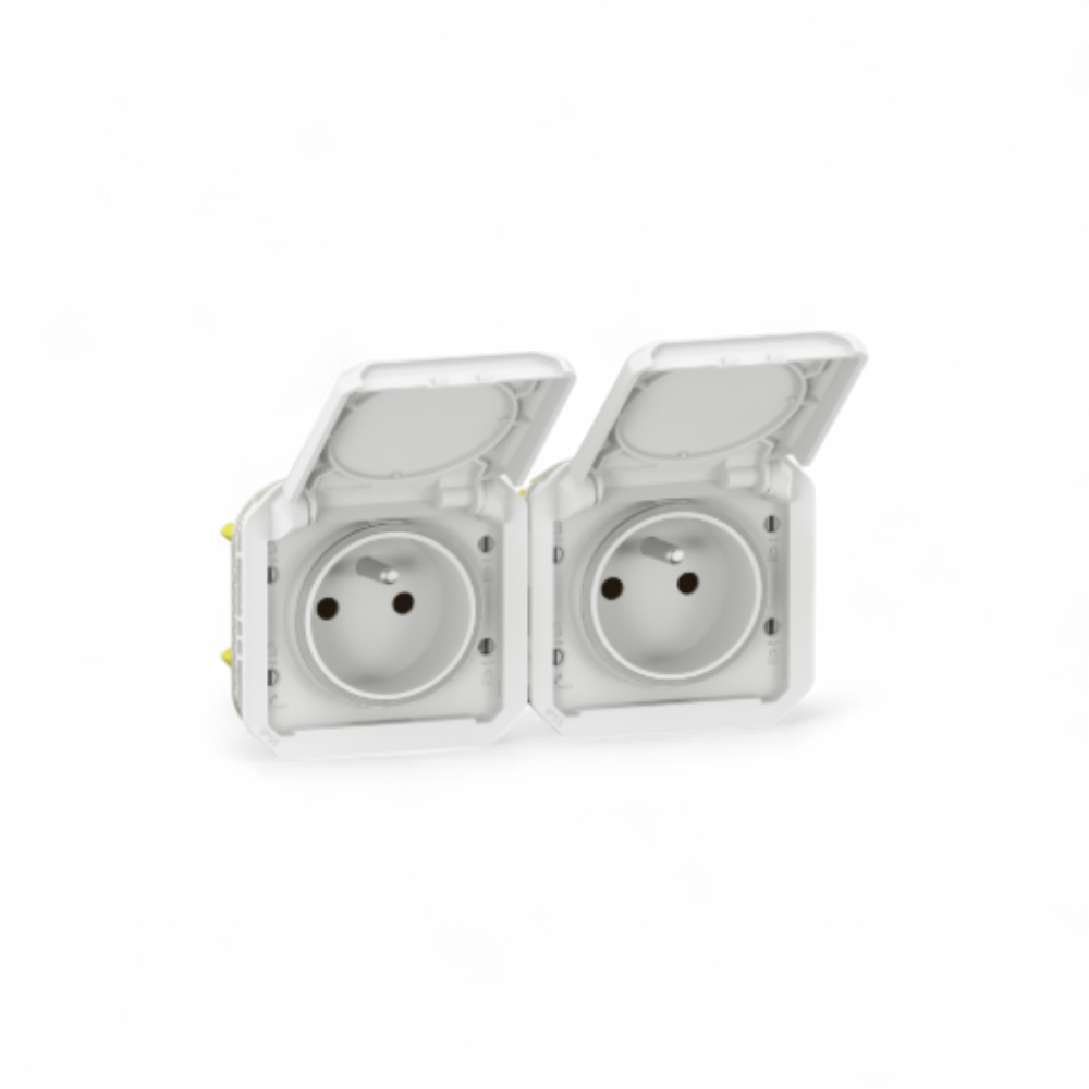 legrand-double-prise-de-courant-precablee-2x2p-t-horizontale-etanche-plexo-16a-250v-ip55-2-postes-avec-enjoliveurs-blanc-069642l