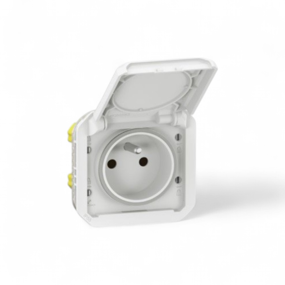 legrand-prise-de-courant-2p-t-etanche-plexo-16a-250v-ip55-ik08-avec-enjoliveur-finition-blanc-069621l