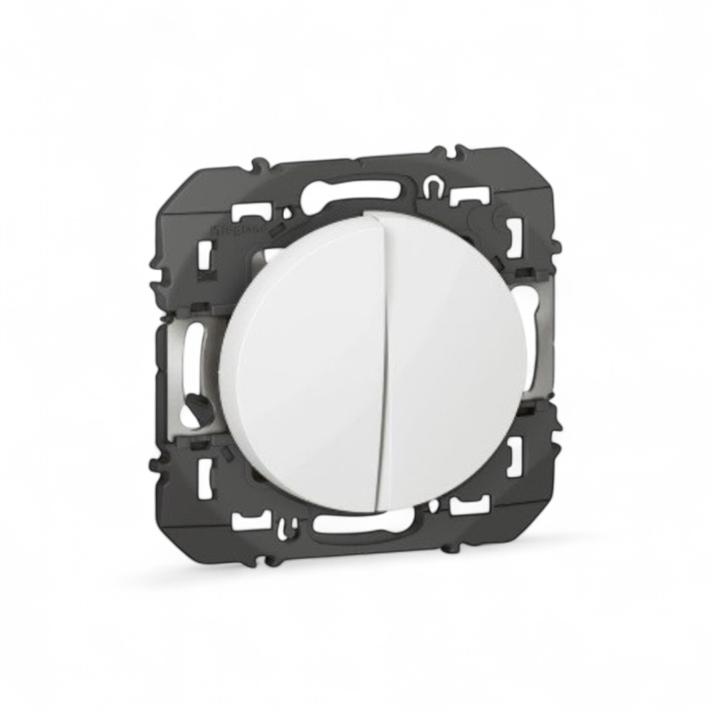 legrand-dooxie-transformeur-pour-realiser-5-fonctions-va-et-vient-et-poussoir-dooxie-blanc-600031