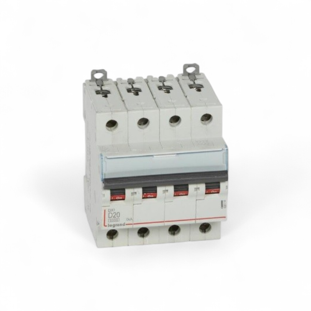 legrand-disjoncteur-dx36000-10ka-arrivee-haute-et-depart-bas-a-vis-4p-400-20a-courbe-d-pour-peigne-hx3-traditionnel-408118