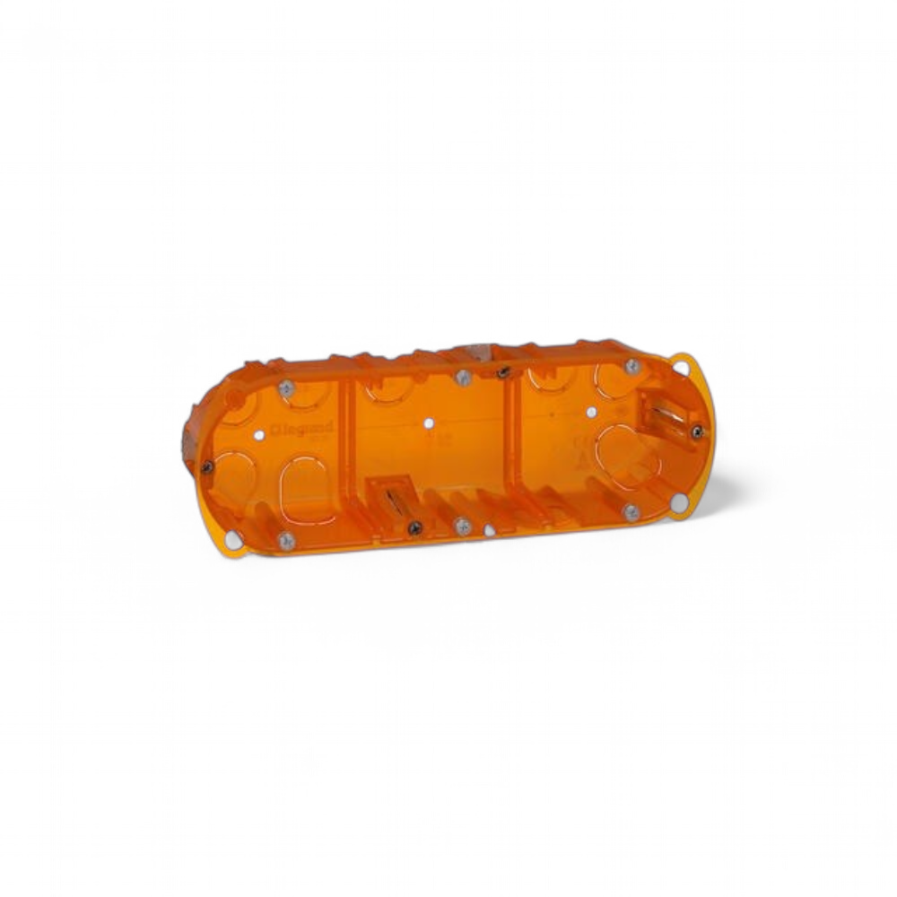 legrand-boite-batibox-multimateriaux-3-postes-ou-6-a-8-modules-utilisation-verticale-ou-horizontale-prof-50mm-080123