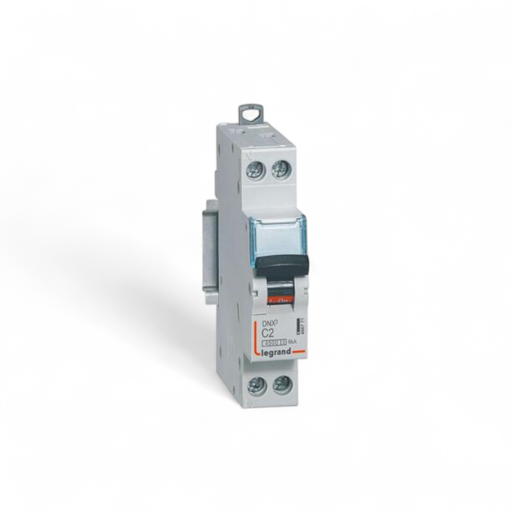 legrand-disjoncteur-phase-neutre-dnx34500-6ka-arrivee-et-sortie-borne-a-vis-1p-n-230v-2a-courbe-c-1-module-406771