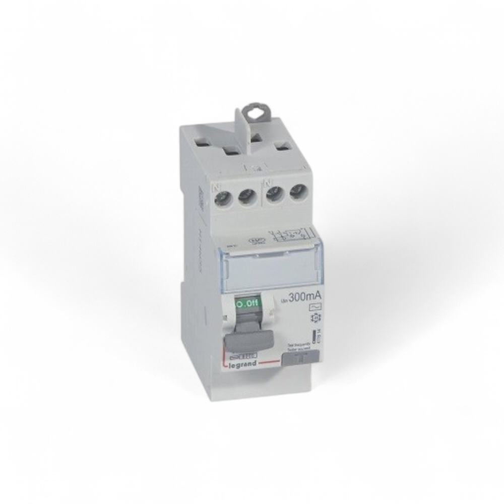 legrand-interrupteur-differentiel-dx3-2p-230v-40a-type-ac-300ma-2-modules-411614