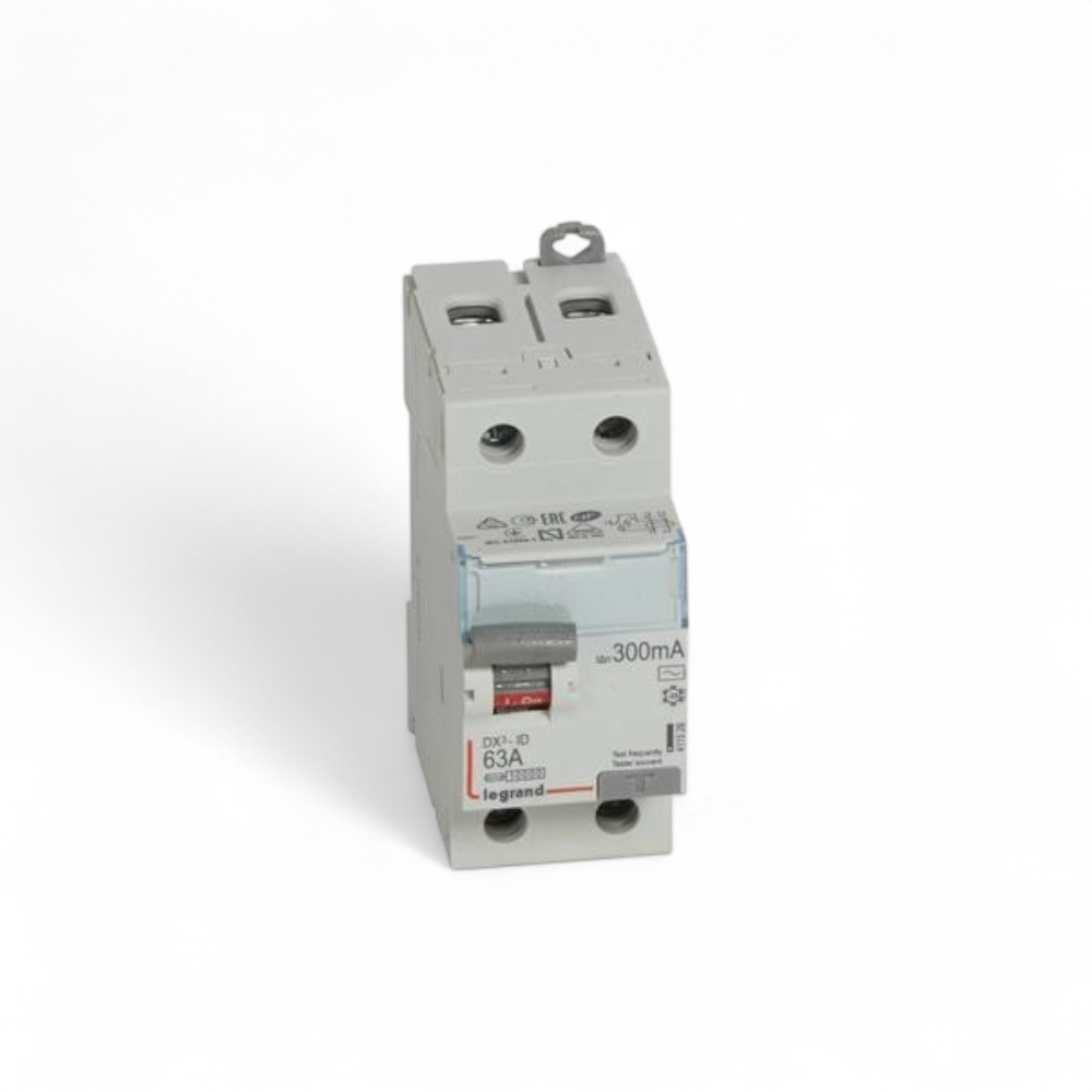 legrand-interrupteur-differentiel-dx3-id-arrivee-haute-et-depart-bas-a-vis-2p-230v-63a-typeac-300ma-2-modules-411526