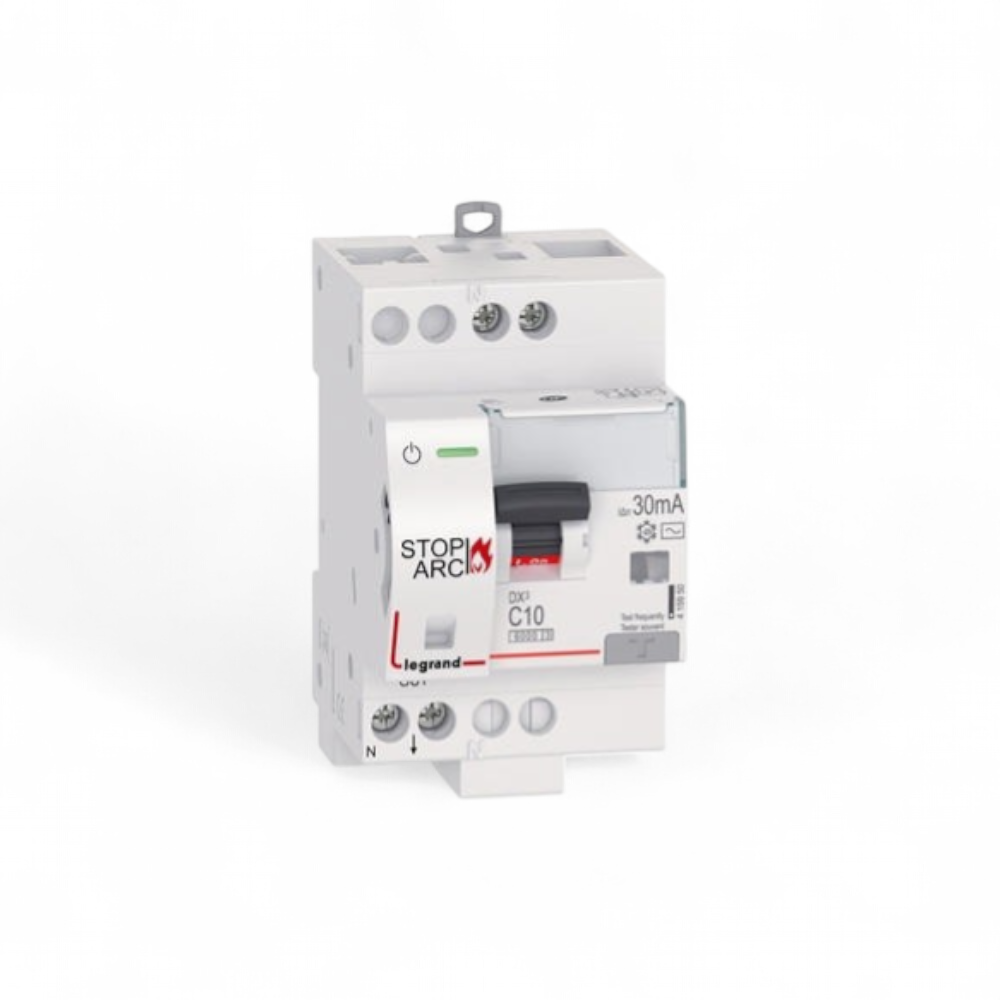 legrand-disjoncteur-differentiel-dx3-stop-arc-4500-a-vis-1p-n-230v-10a-typeac-30ma-courbe-c-3-modules-ref-415950