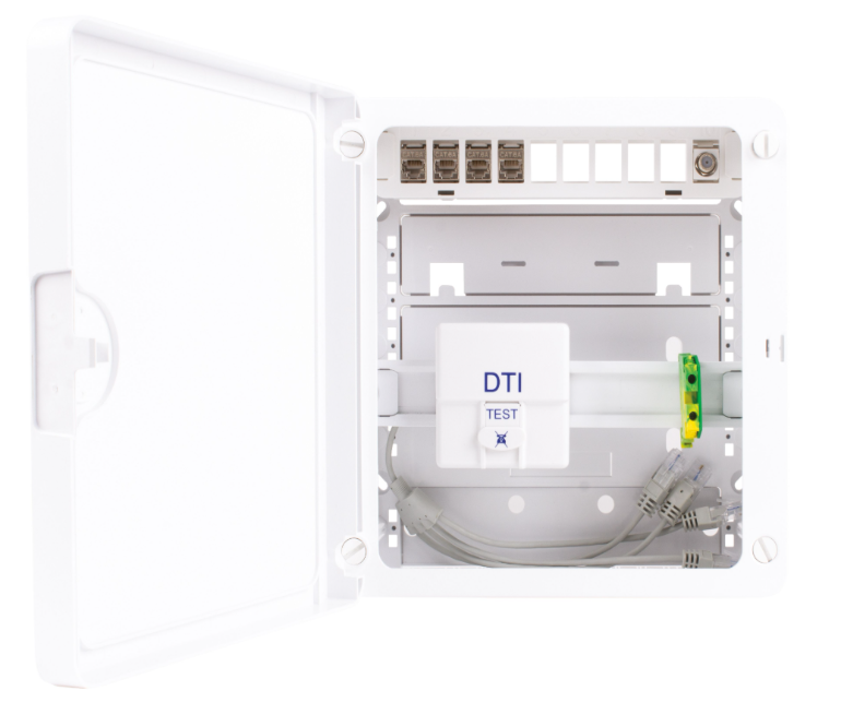 ADALTRA - Coffret de communication Grade 3 - 250x250 mm - Réf - ASBNEP1201