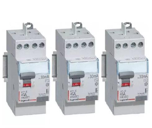 Lot de 3 interrupteurs différentiels 2P 40A 30mA type AC Legrand – Réf. 411632