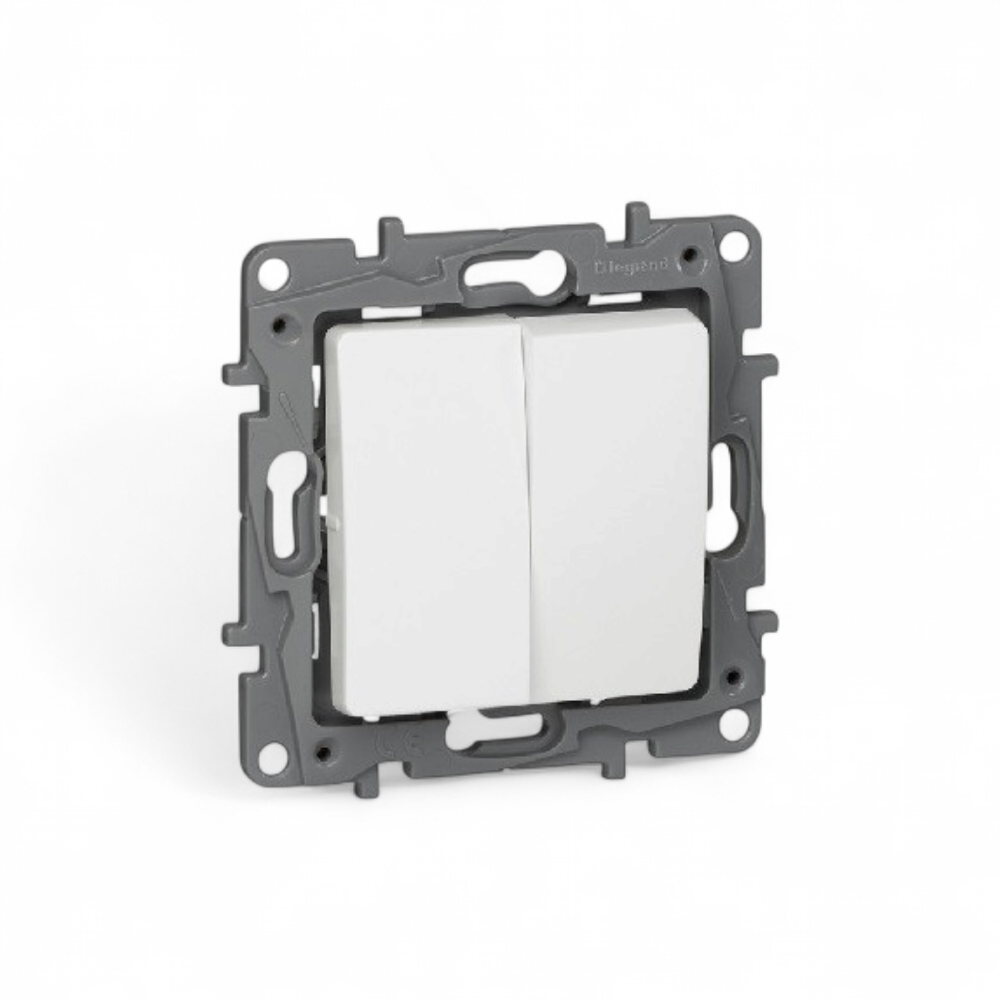 legrand-niloe-double-poussoir-664708