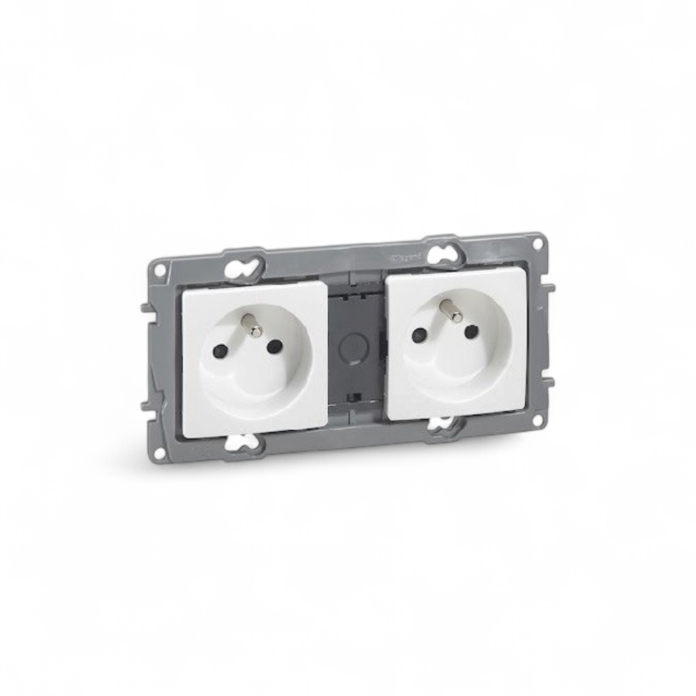 prise-double-niloe-16a-legrand-664745