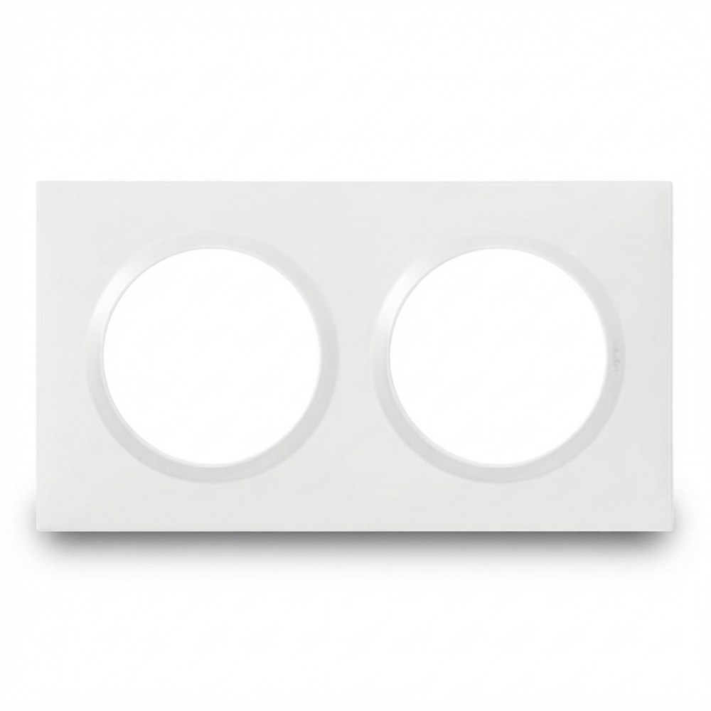 legrand-plaque-carree-dooxie-2-postes-finition-blanc-ref-600802
