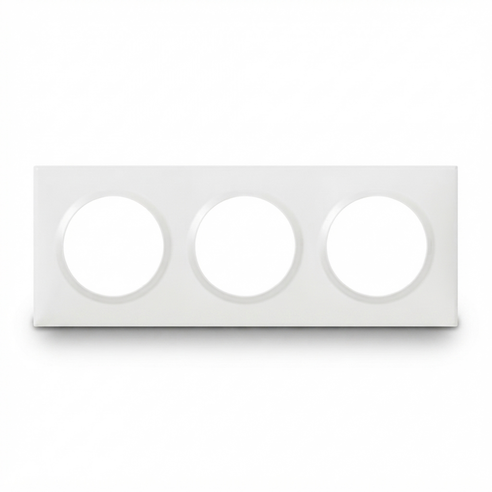 legrand-plaque-carree-dooxie-3-postes-finition-blanc-ref-600803