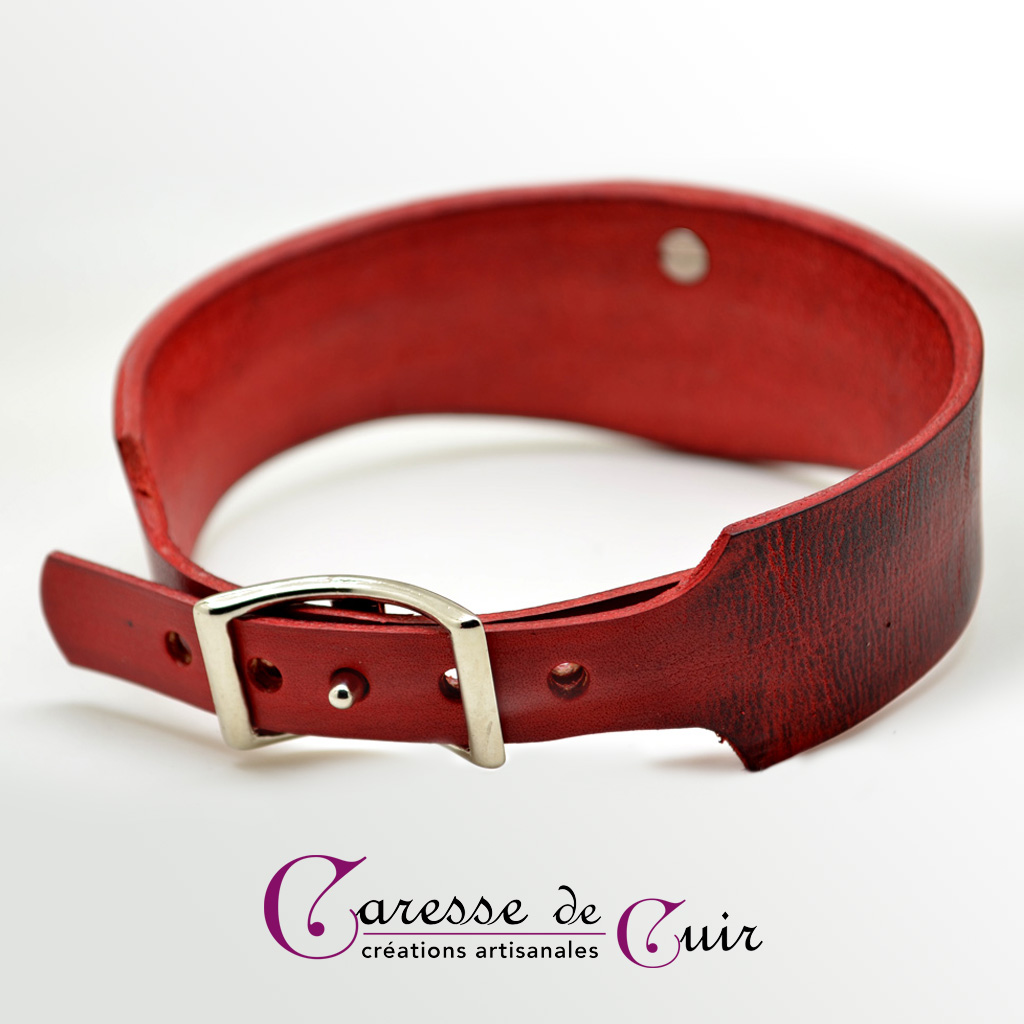 collier-sm-cuir-rouge-veinage-noir-2