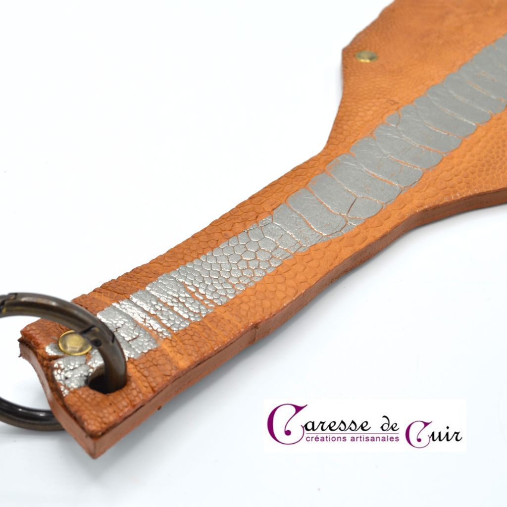 Paddle patte d\'autruche tan/argenté