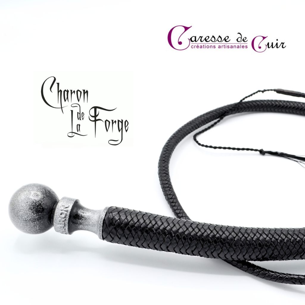 Fouet-Charon-noir-boule-caressedecuir-2