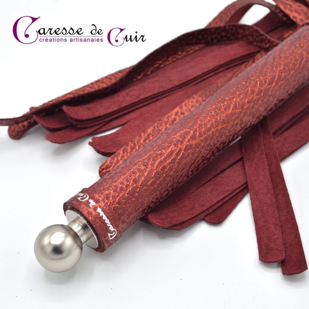 Martinet cuir embossé brillant rouge