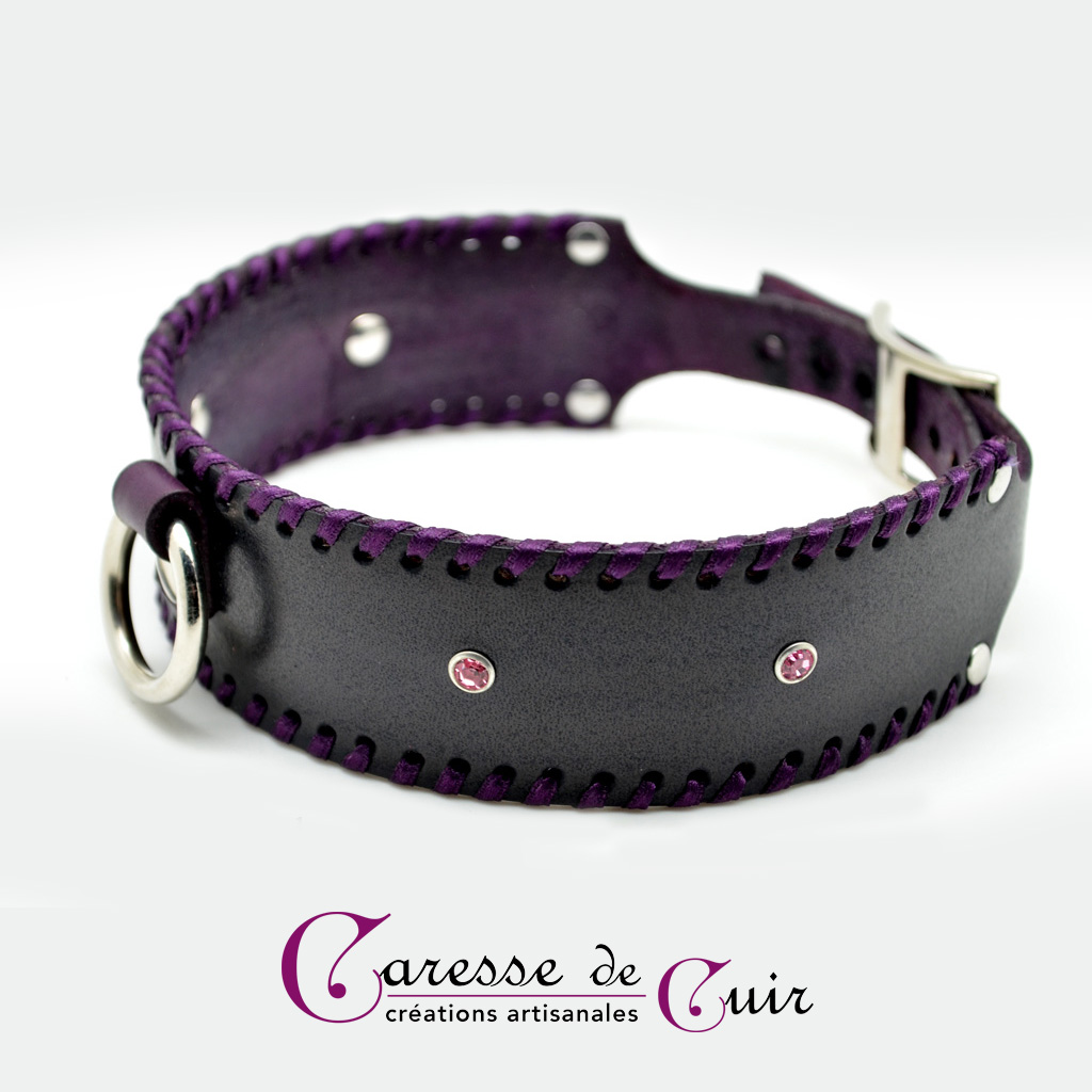 collier-sm-noir-avec-broderie-et-stras-violet-2