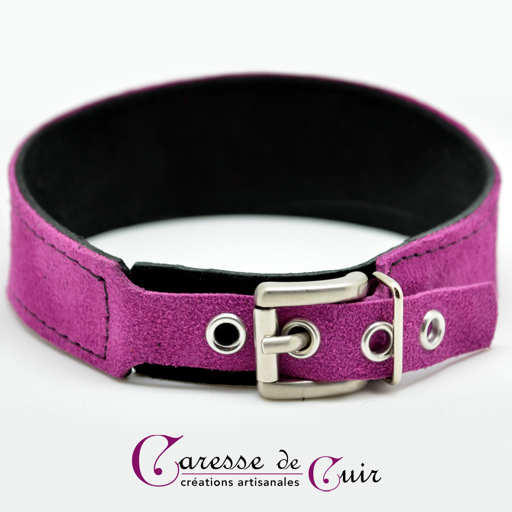 collier-cuir-velours-violet-anneau-doublure-velours-3