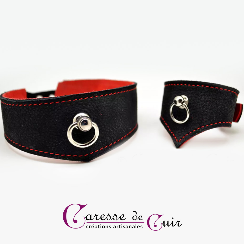 Ensemble BDSM collier, laisse et bracelets assortis en cuir noir et rouge