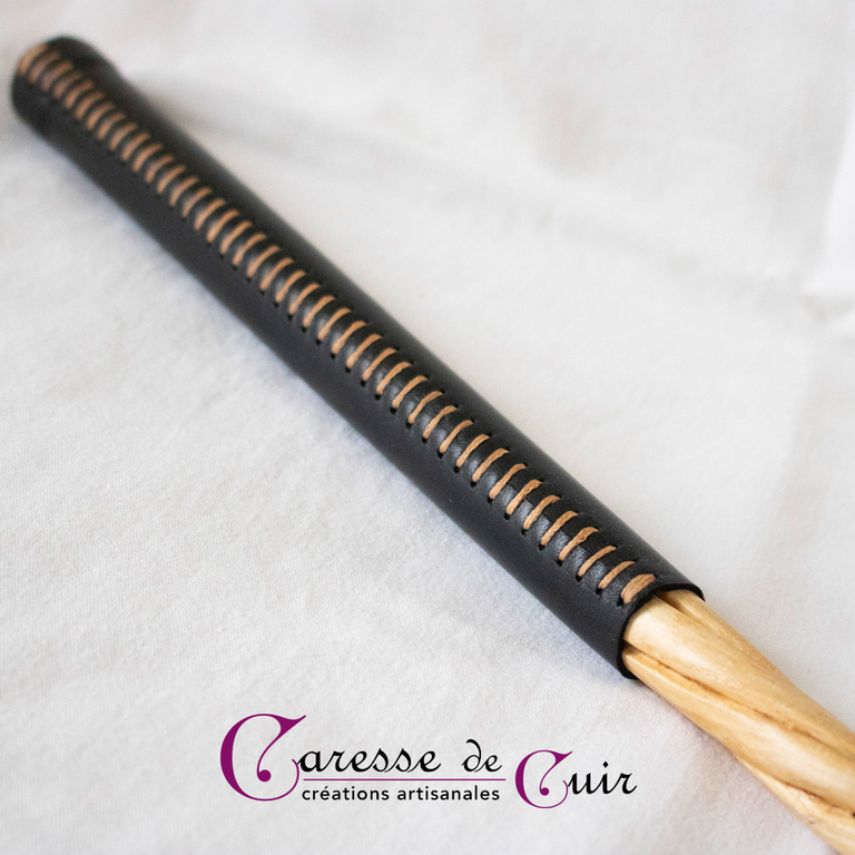 Pagaie En Cuir Avec Poignée En Bois Antidérapante, Culture D Durable Pour Chevaux Cultures Equestres De 19