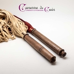 caresse de cuir-martinet-manche-bois-noyer-cuir