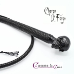 Fouet-Charon-noir-tete-de-mort-2