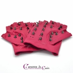 Gants-clous-cuir-caresse-de-cuir-1