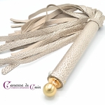 Martinet-cuir-argenté-doré-brillant-caresse-de-cuir-2