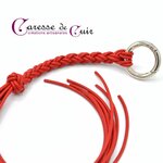 Martinet-tout-cuir-manche-tresse-caresse-de-cuir-rouge-3