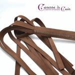 Martinet-cuir-marron-couture-pommeau-bleu-caresse-de-cuir-2