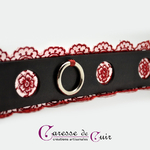 collier-cuir-sm-dentelle-rouge-noir-anneau3