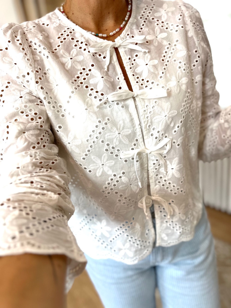 BLOUSE BLANCHE BRODEE