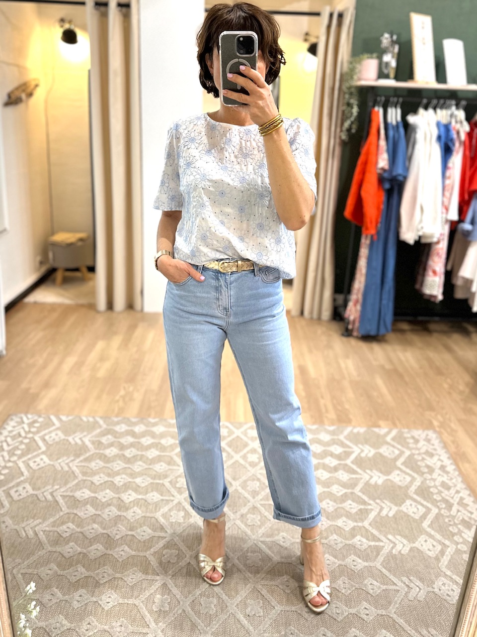 BLOUSE BRODE MANCHES COURTES