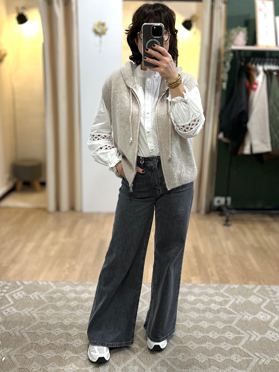 gilet sans manche a capuche beige