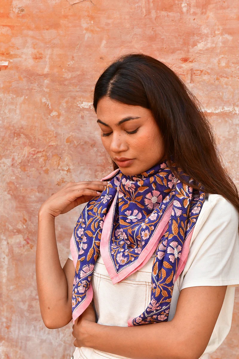 grand-foulard-115-cobalt-04