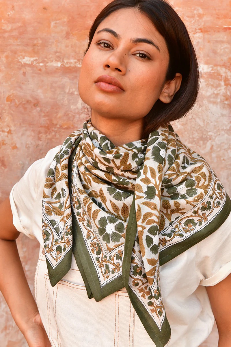 grand-foulard-115-vert-byzantine-2
