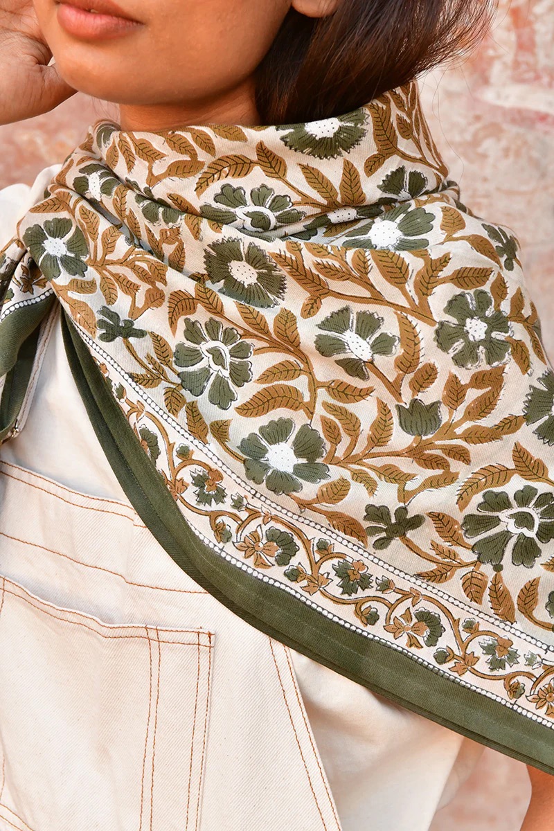 grand-foulard-115-vert-byzantine-7